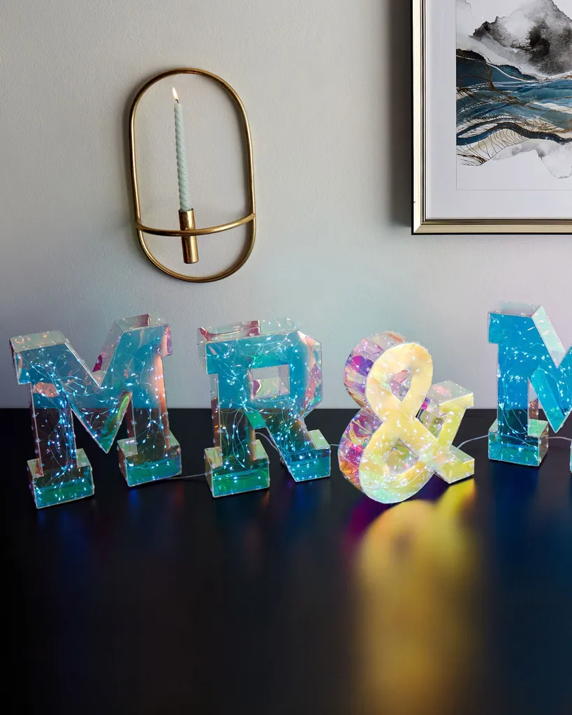 Décoration de Table Lumineuse Mr & Mrs LED Multicolore USB Beliani - 4
