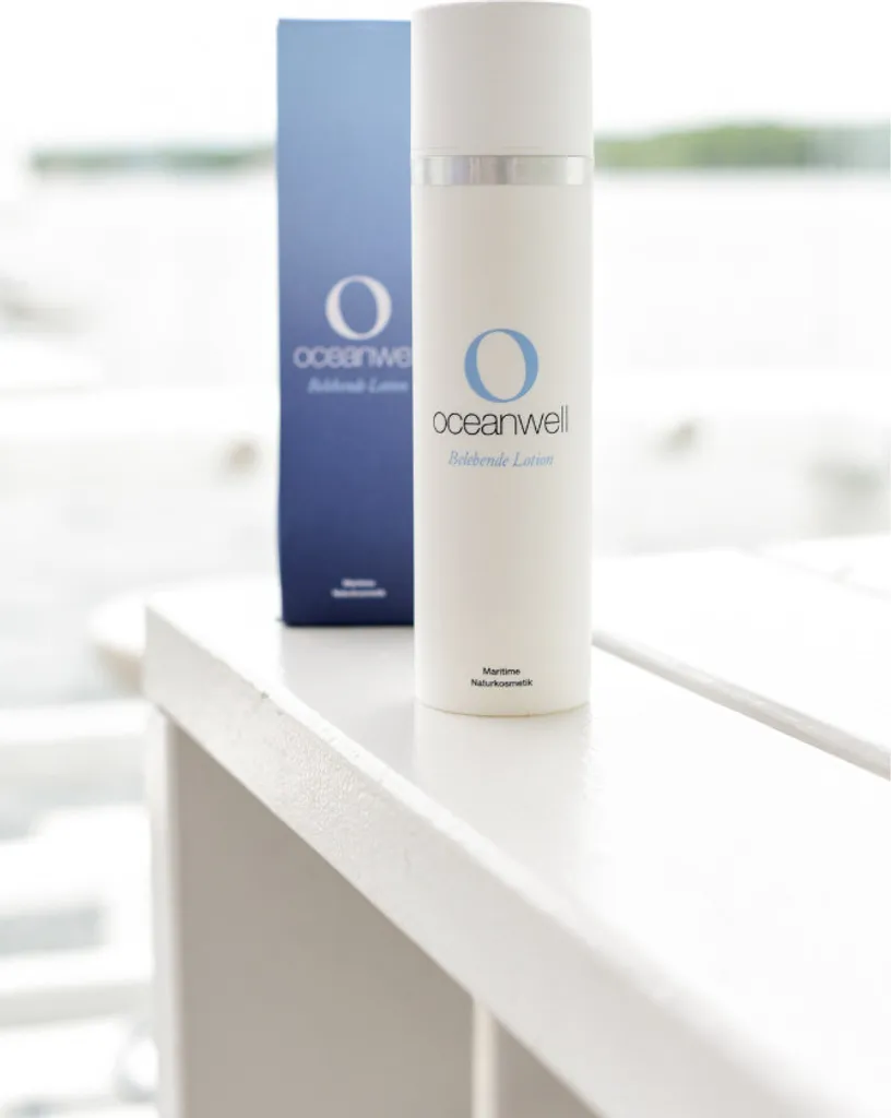 Lotion tonique visage Basic 200ml pour une peau fraîche et revitalisée