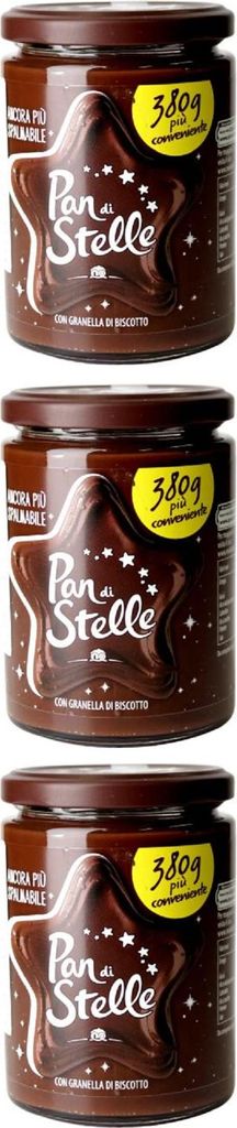 Three jars of Pan di Stelle spread stacked vertically.