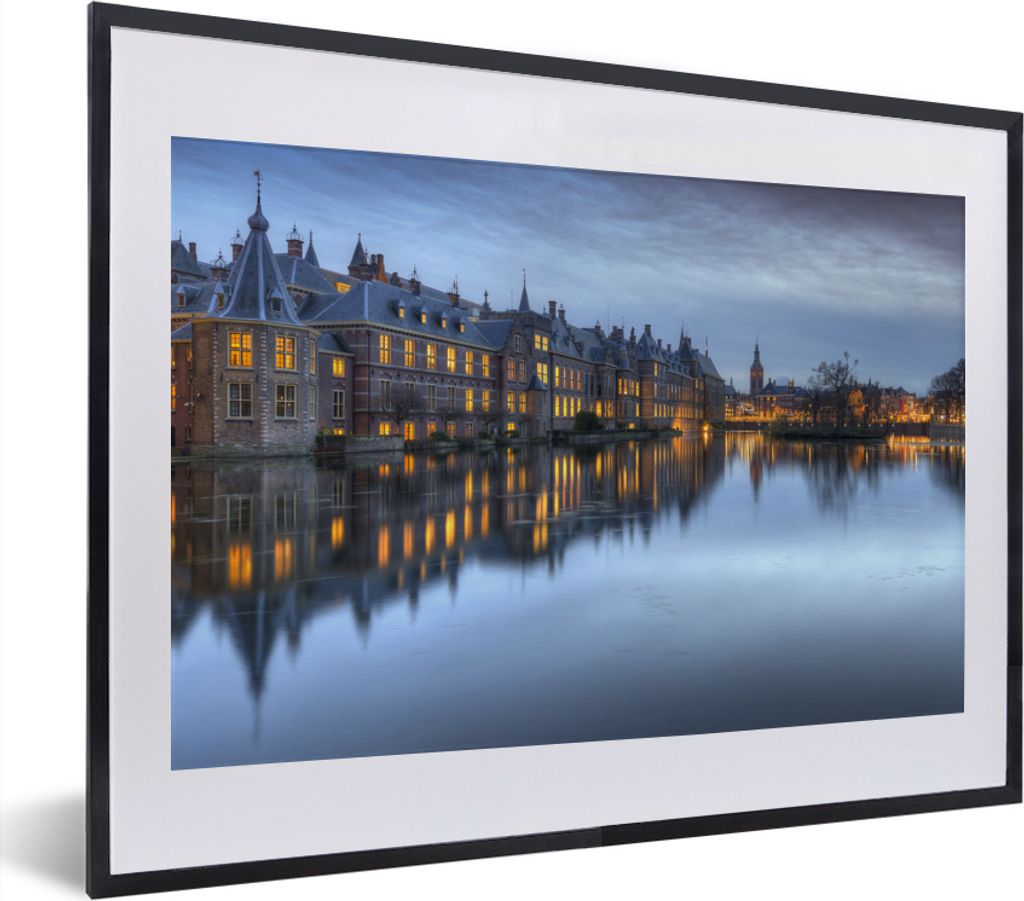 MuchoWow MuchoWow Gerahmtes Poster Den Haag - Fluss - Inneres Gericht 40x30 cm - Poster mit zchwarzem Bilderrahmen - Bilderrahmen - Poster im R...