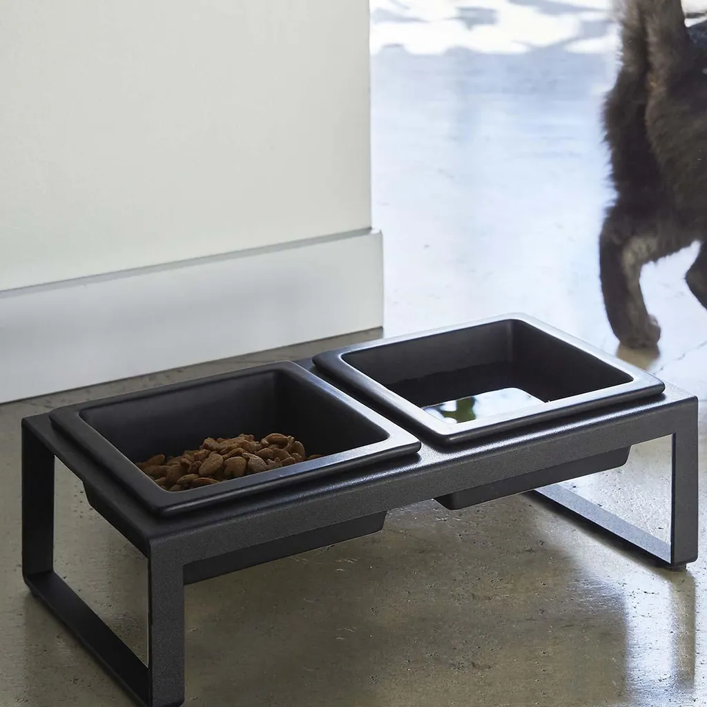 Double Gamelle Design pour Chat et Petit Chien Yamazaki en Céramique Noire