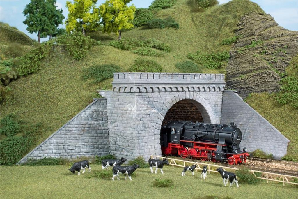 Auhagen 11343 2 Tunnelportale zweigleisig