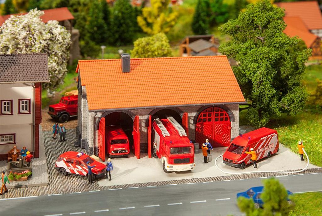 Faller 222209 - 1/160 / N Feuerwehrgerätehaus - Neu