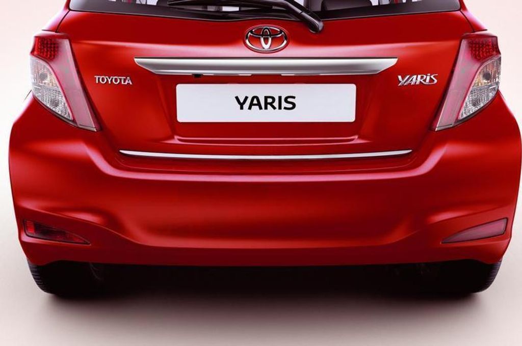 TOYOTA Yaris hintere Stoßstange Schutzleiste PZ415-B0491-ZB OE