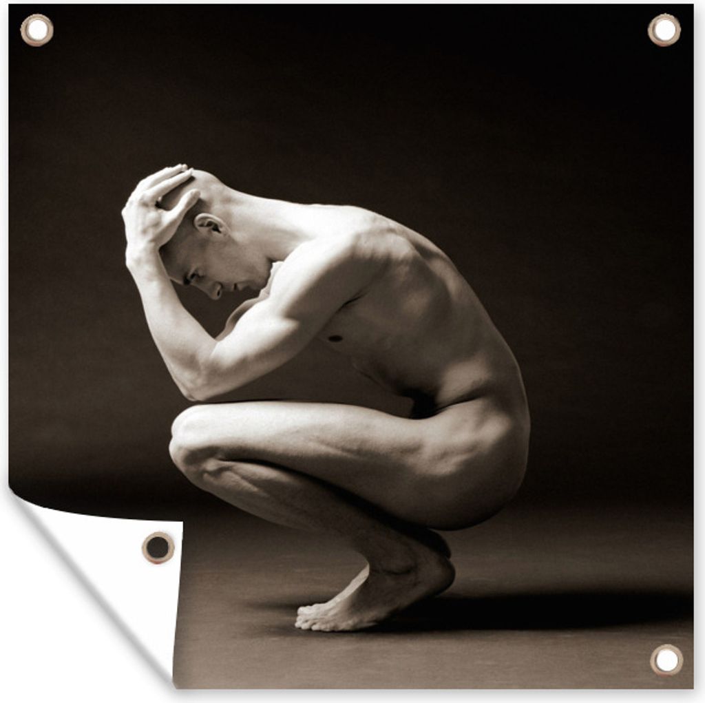 MuchoWow 100x100 cm Outdoor-Poster Gartendeko Sichtschutz Garten Poster für den Garten Nackter Mann hockend