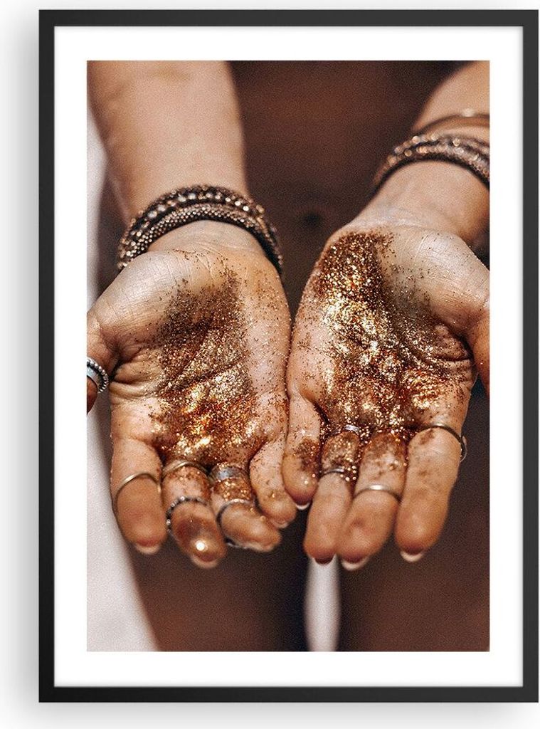 Gerahmtes Poster - Schwarzer Rahmen - Hände Strand Gold - Produktbild 
