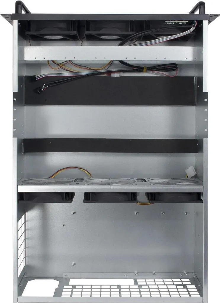 Évitez la Surchauffe de vos GPU avec le Rack Inter-Tech 4W2 4HE 6 Fan