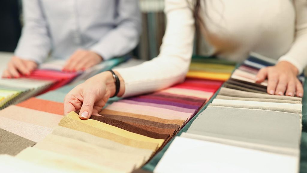 Jochen Schweizer Farbberatung München; Erlebnis verschenken oder selbst erleben; Gutschein fültig für 1 Person