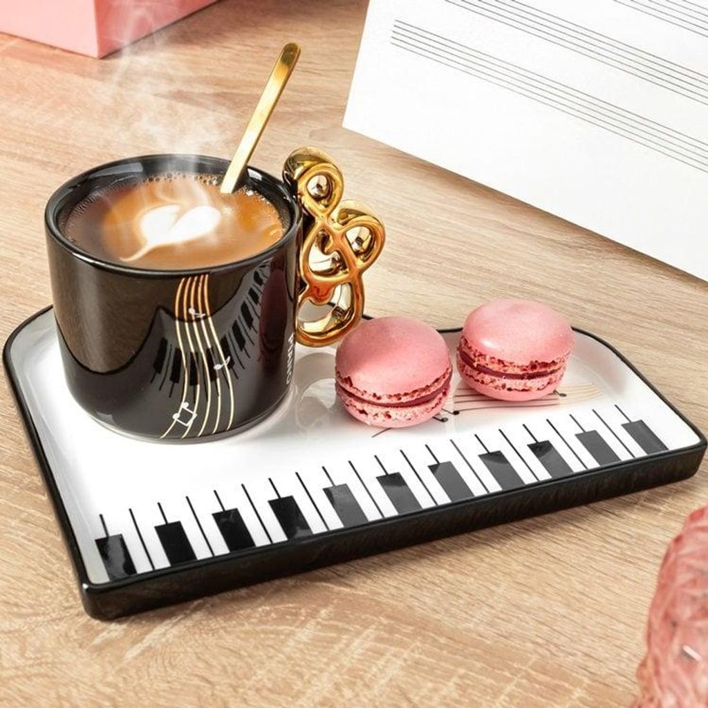 Muziekliefhebberset: Een kopje met schotel en lepel Productafbeelding 