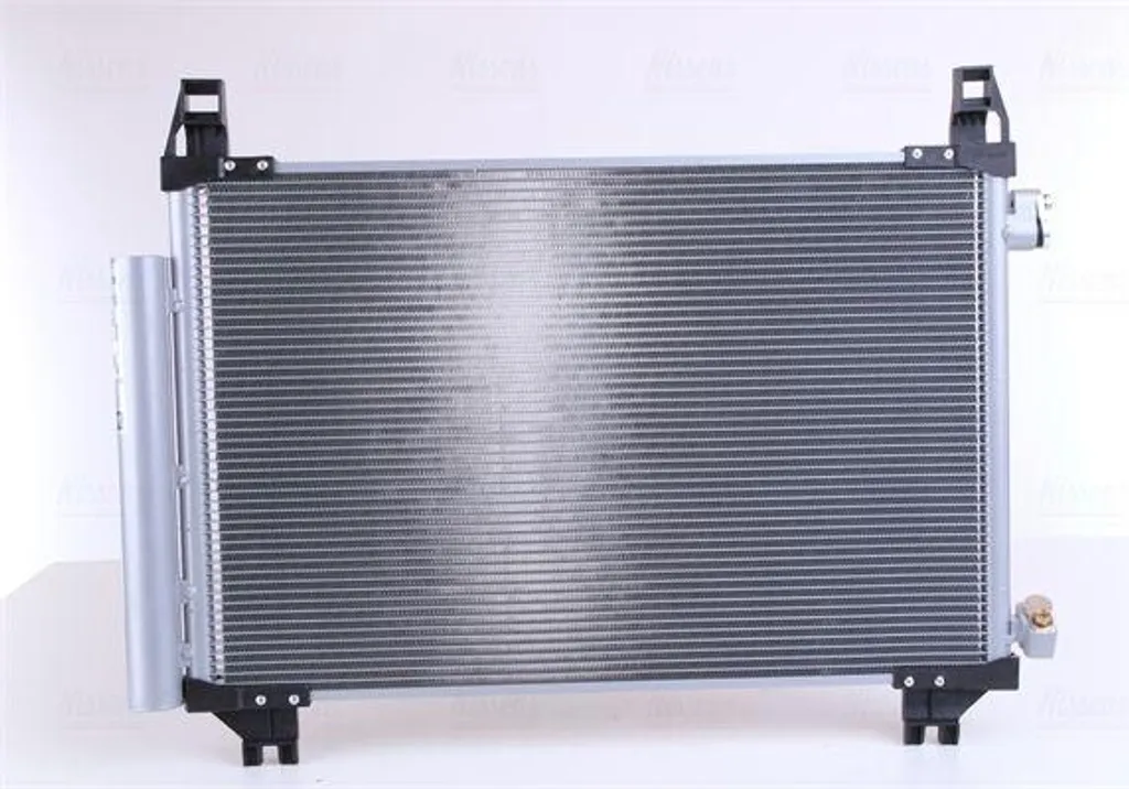 Radiateur de Climatisation pour Yaris - NISSENS 940270 Haute Qualité