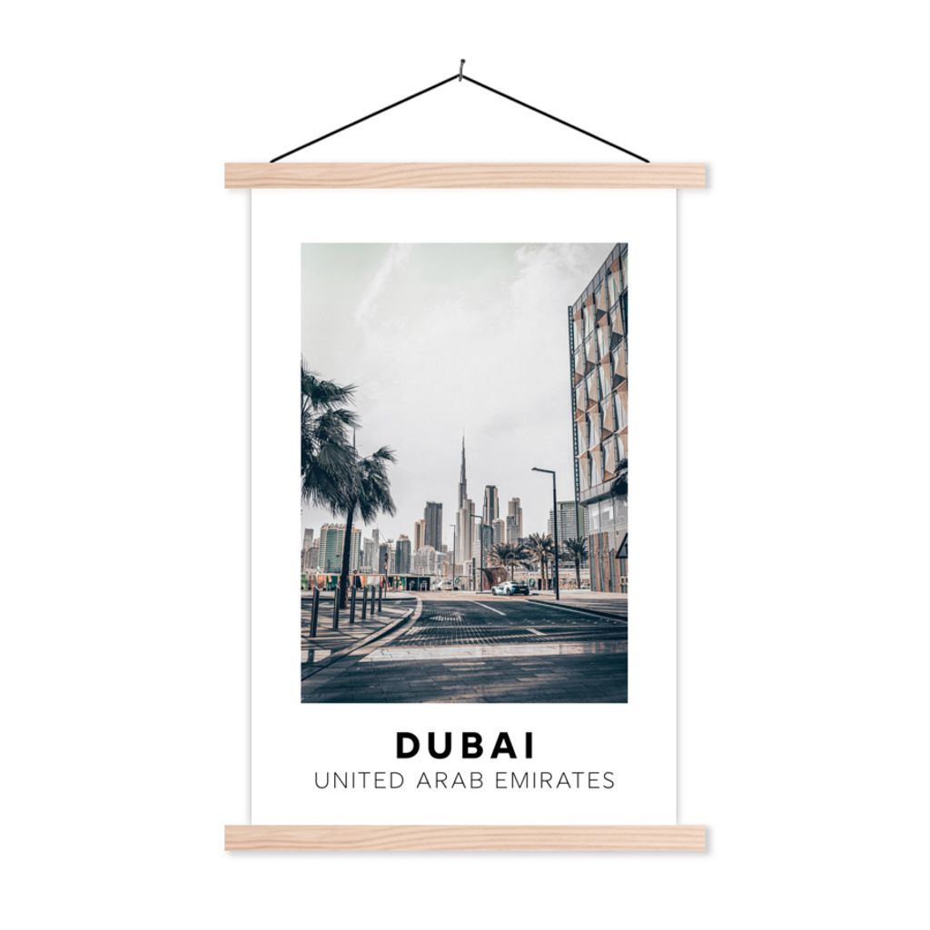 MuchoWow Textilposter Dubai - Skyline - Straße 40x60 cm mit holzfarbenen Rahmen - Poster