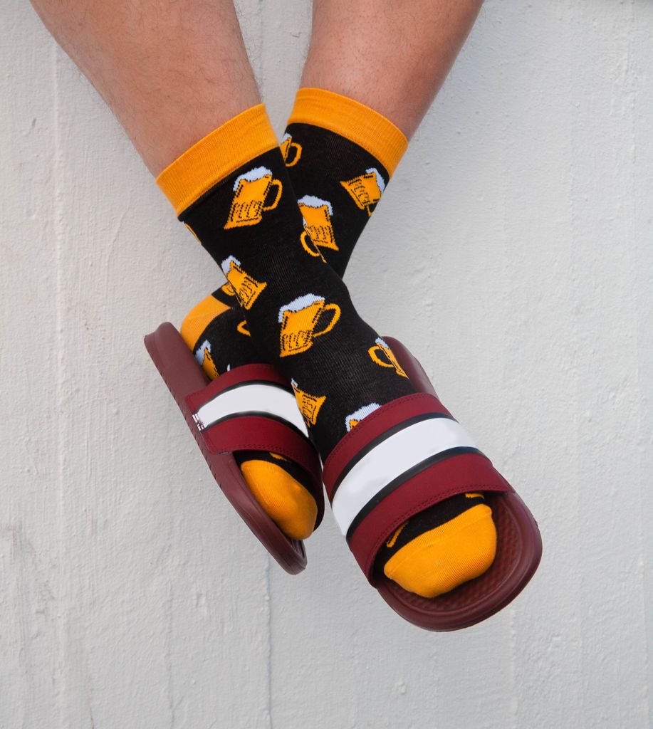 TwoSocks lustige Socken - Bier Socken schwarz, Motivsocken Produktbild 4