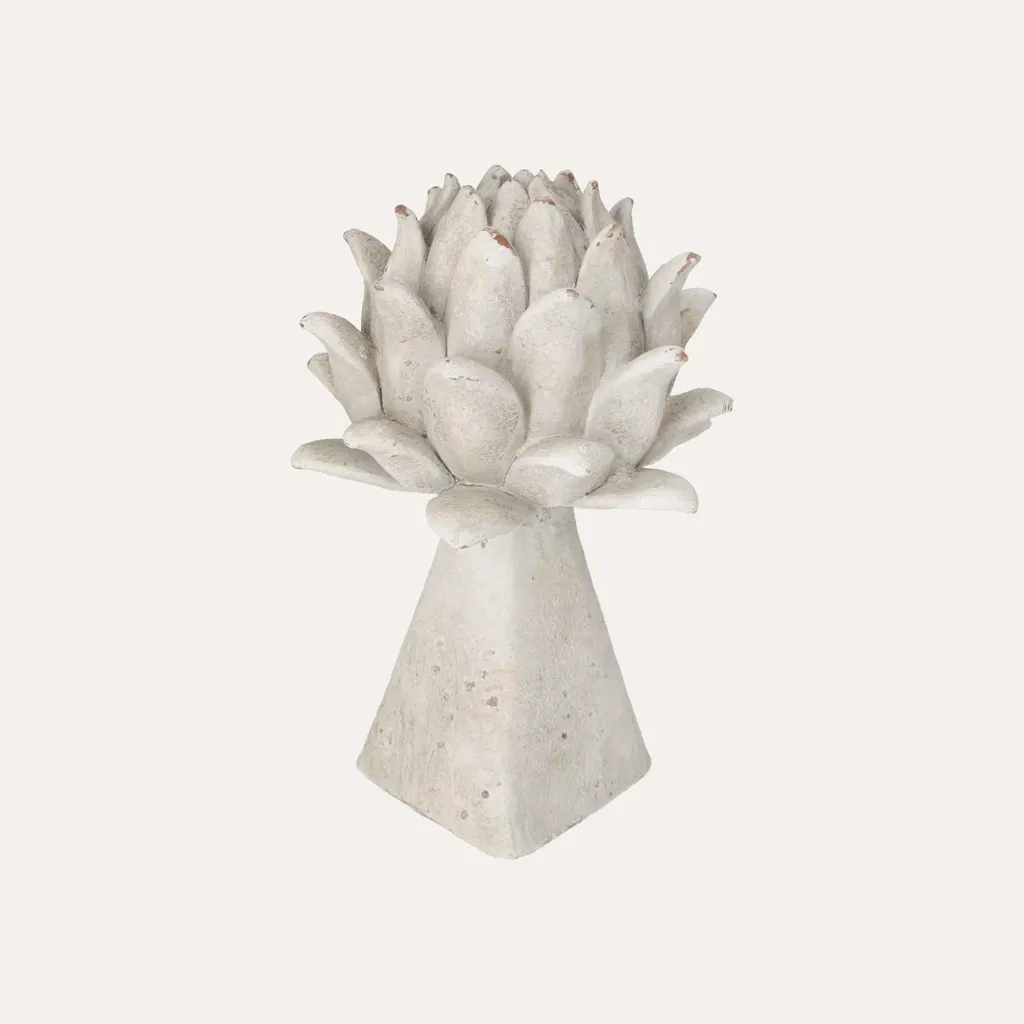 Composition florale en résine de 30 cm avec socle carré stable et chic