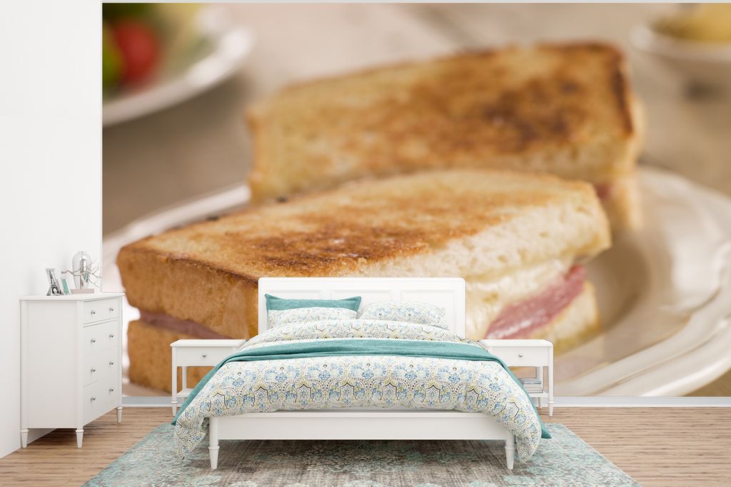 MuchoWow Fototapete für Wohnzimmer oder Schlafzimmer Wandtapete Vinyl Motivtapete Schinken-Käse-Sandwich auf einem weißen Teller - 320x240 cm ...