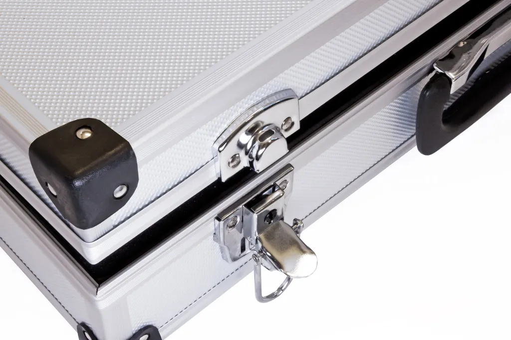 Protégez vos instruments avec la mallette PeakTech P 7270 antichoc 50cm
