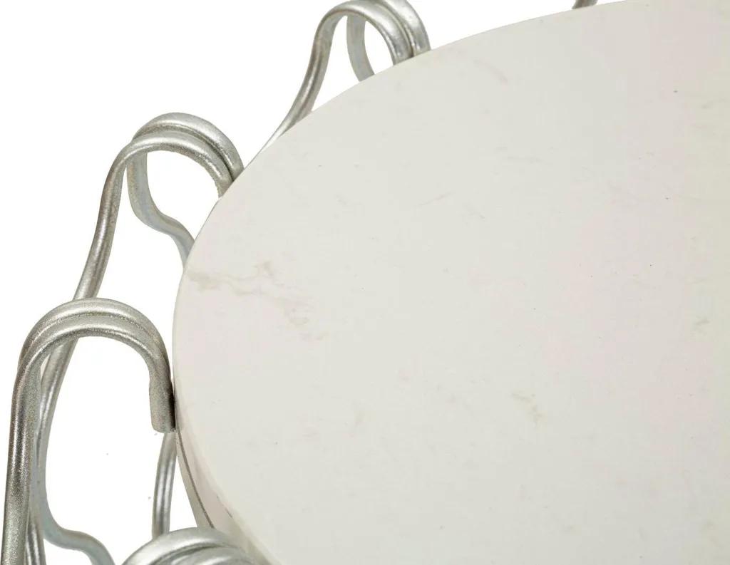 Table d'appoint stable argentée Hook pour optimiser vos petits espaces - 2