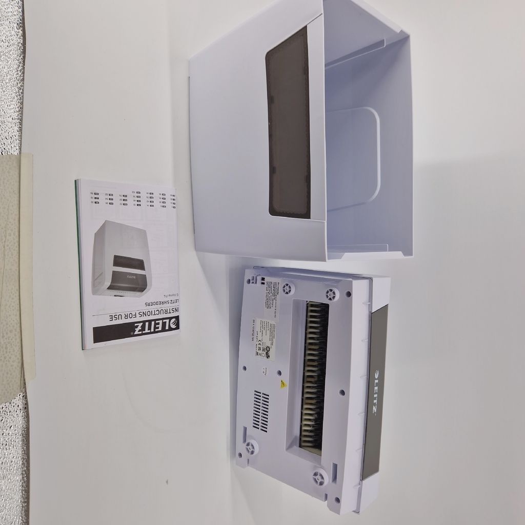 LEITZ IQ Home Aktenvernichter mit Partikelschnitt P-4, 4 x Produktbild 23