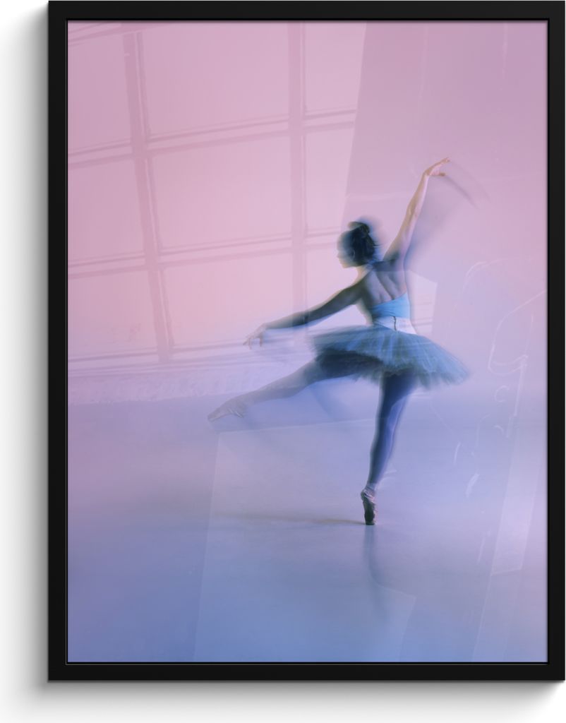 MuchoWow MuchoWow Gerahmtes Poster Ballerina bei einer Drehung 60x80 cm - Poster mit zchwarzem Bilderrahmen - Premium - Wanddeko Wohnzimmer