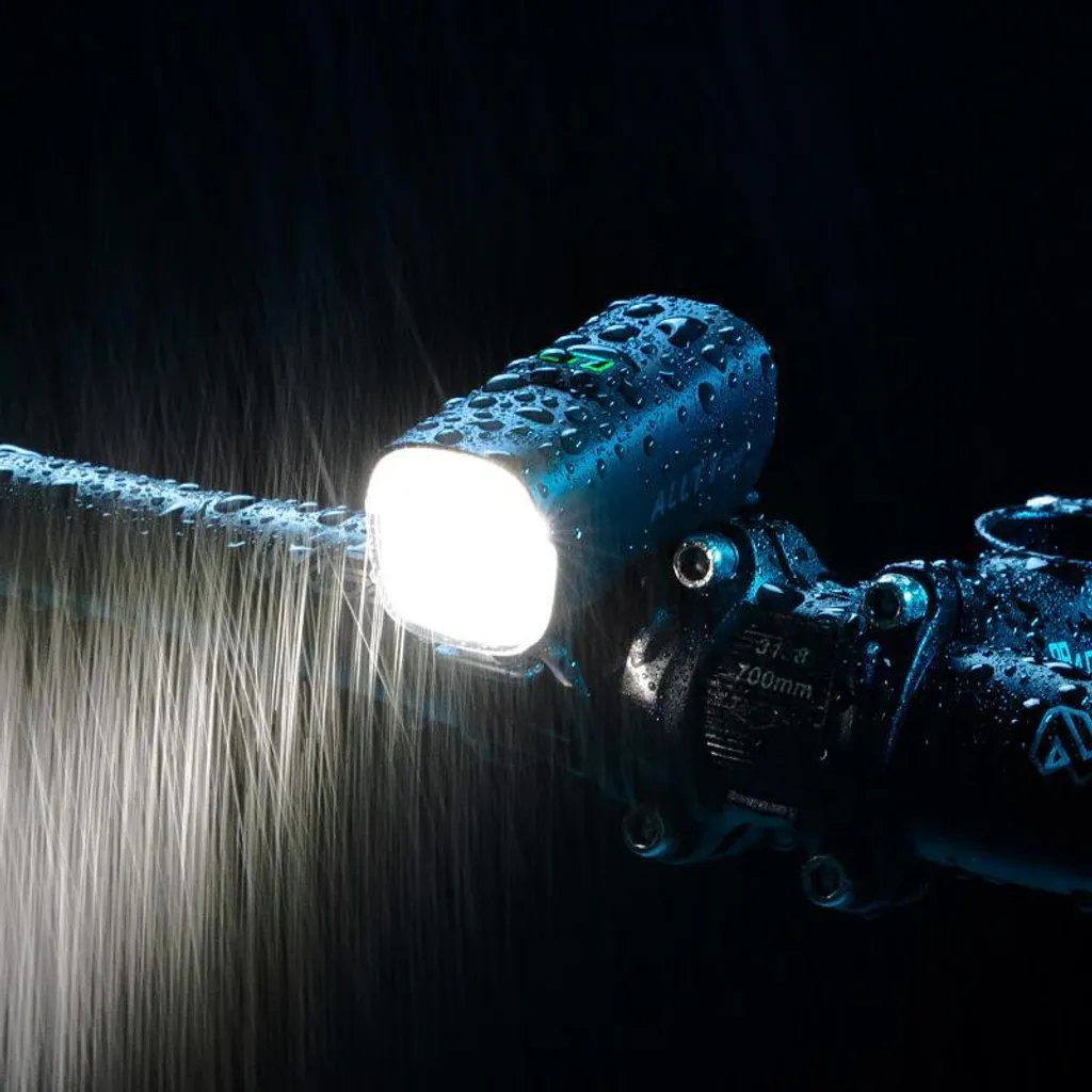 MAGICSHINE ALLTY 200 OLED Feu avant vélo avec éclairage de proximité