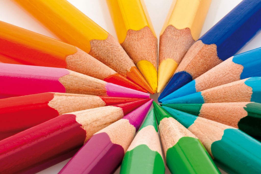 Stifte Kunstdruck Bild - Buntstift-Spitzen, Regenbogen-Kreis (120 x 180 cm)