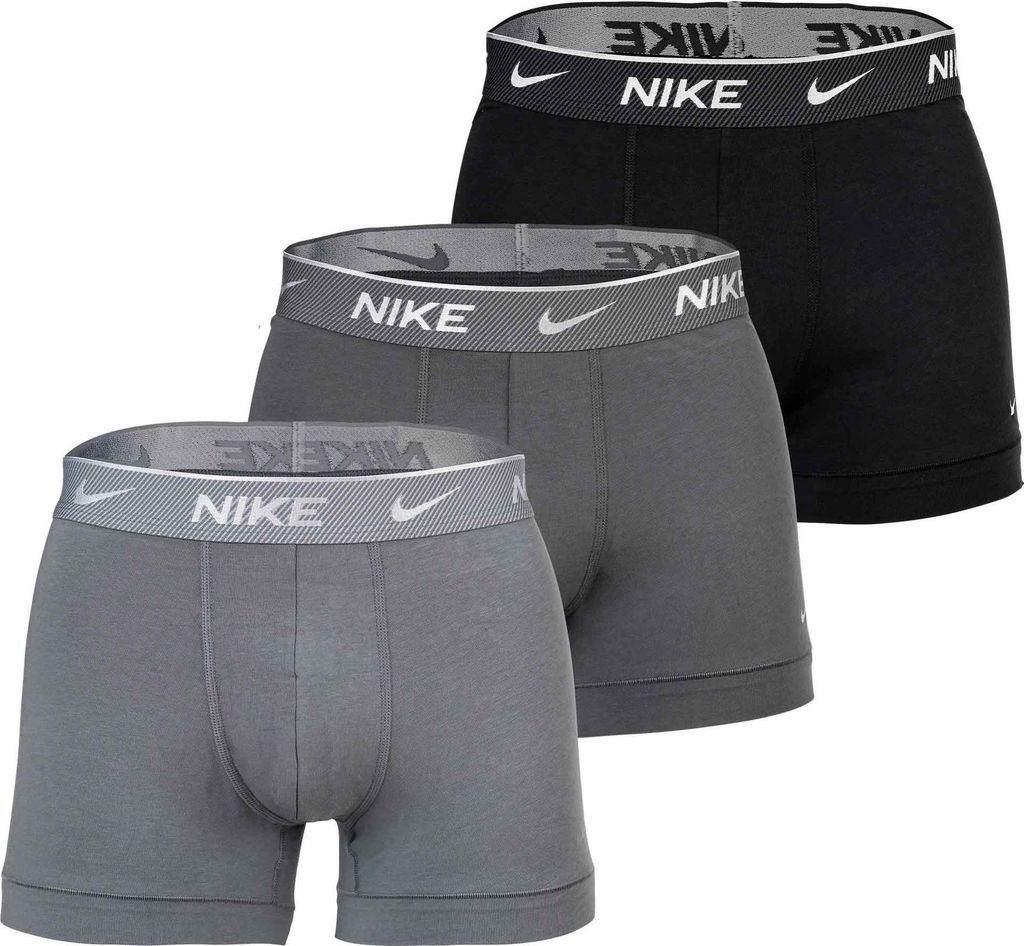 NIKE - Men's Dri-fit 3-pack trunks - Size XL