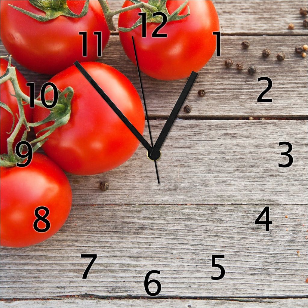 Wallario Design Wanduhr Tomaten und Gewürze auf altem Holztisch aus Echtglas, Größe 30 x 30 cm