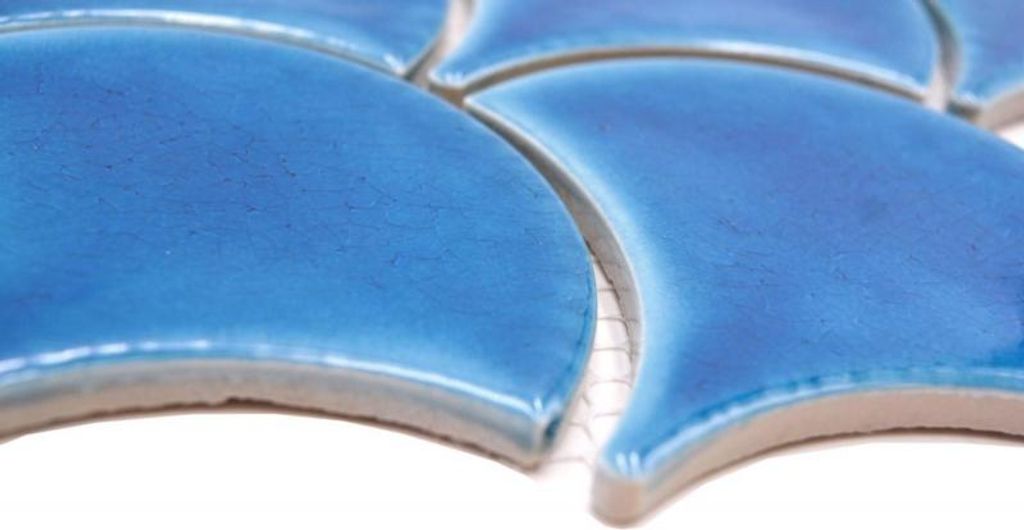 Handmuster Keramik Mosaikfliese Fächer Fischschuppen uni dunkelblau ice crackled Style MOS13-FS3_m