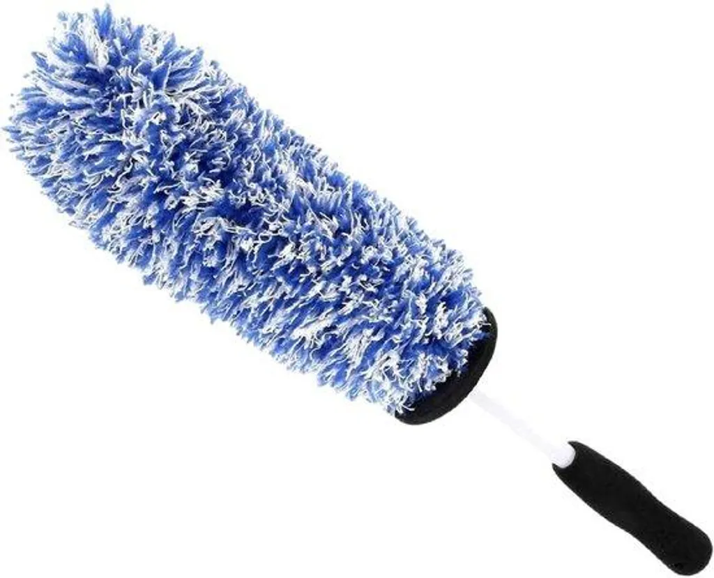 Brosse jante microfibre bleue et pinceaux de detailing pour voiture