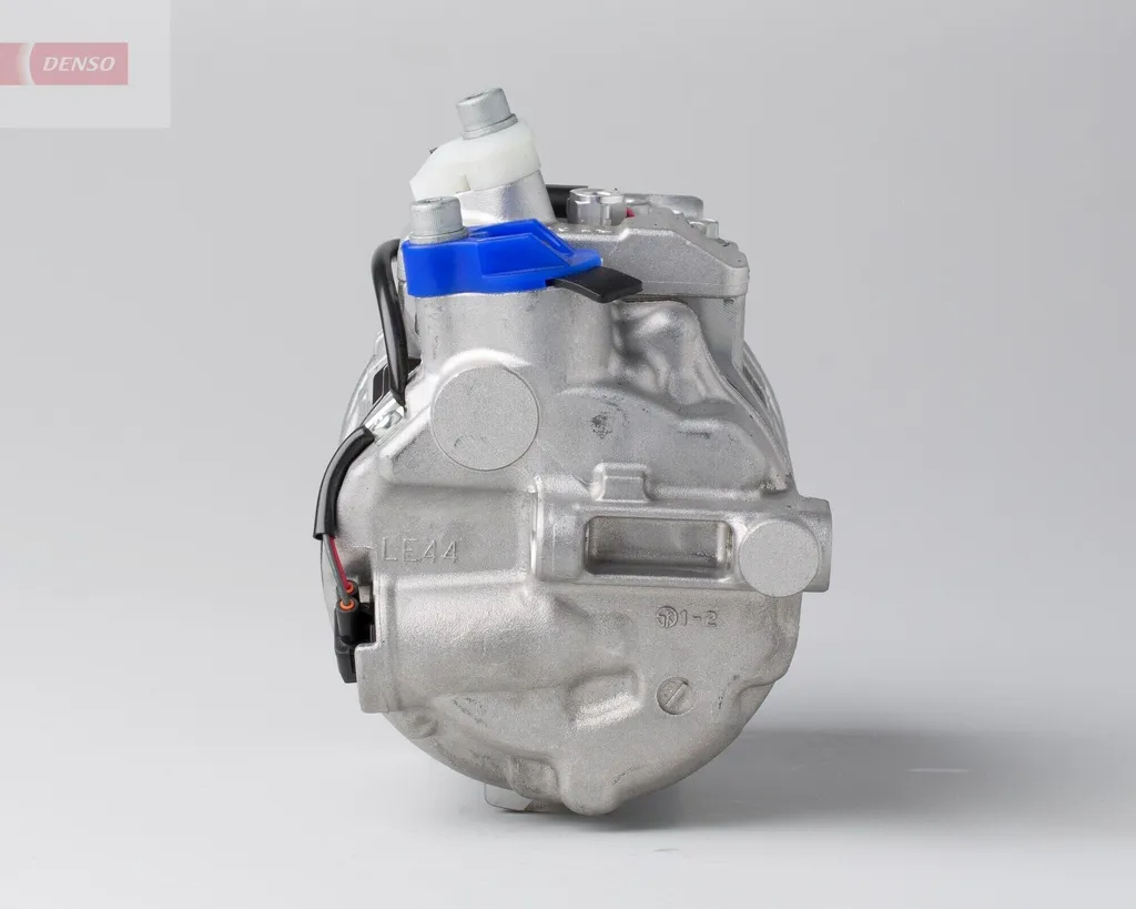 Compresseur de climatisation DENSO DCP17138 d'origine pour auto