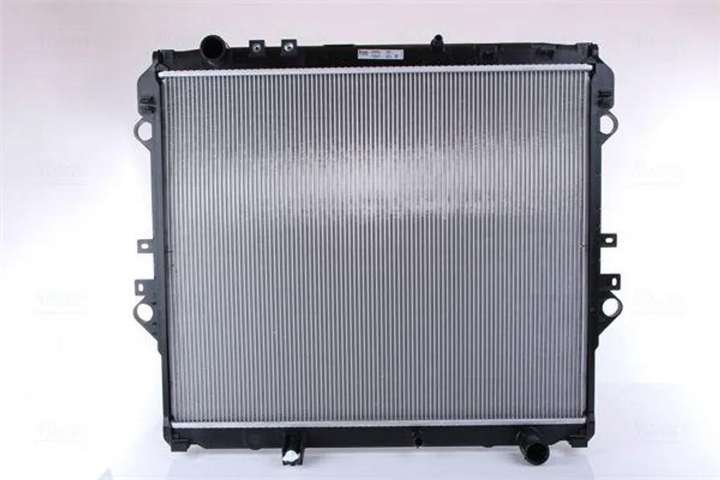 Radiateur de Refroidissement Moteur pour Hilux - NISSENS 606069 Qualité OE
