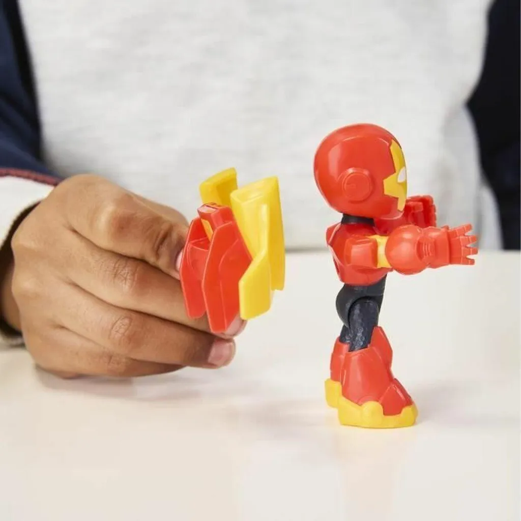 Figurine d'action Hasbro haute précision avec accessoires de combat