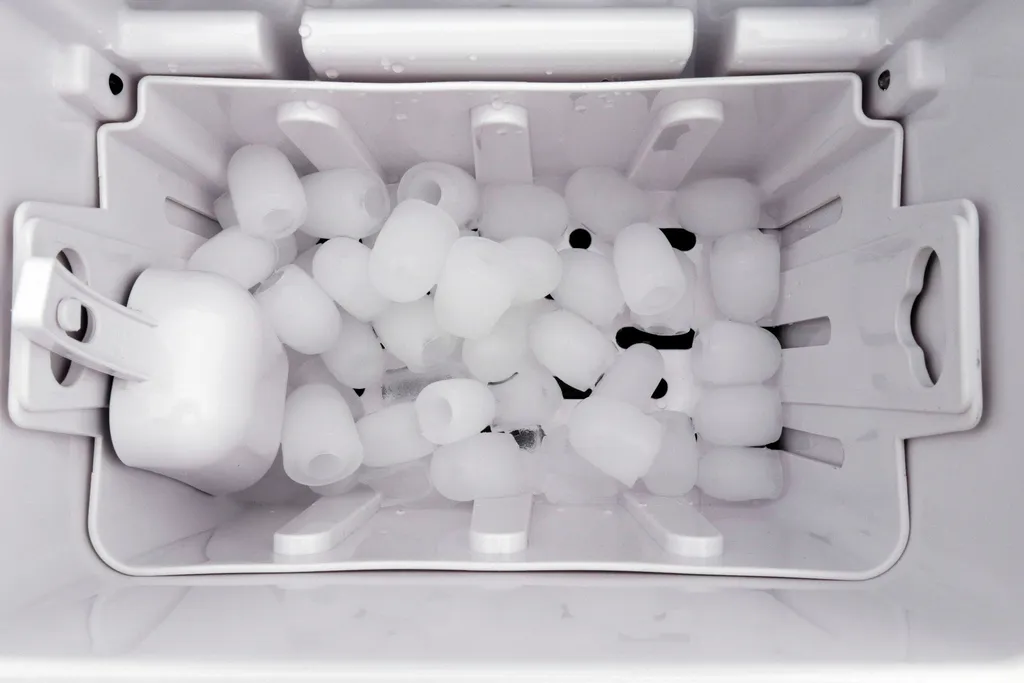 Machine à glace PRO-ICE en inox robuste avec écran digital intégré