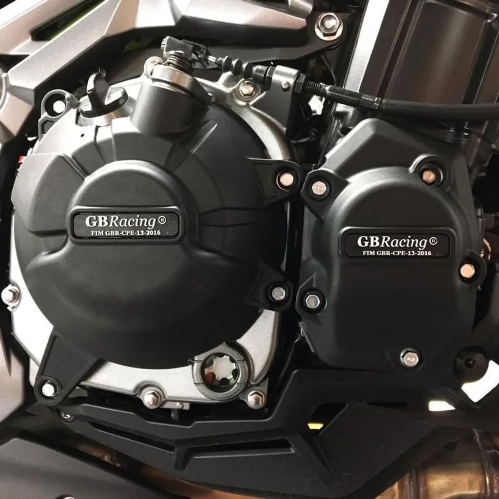 Kit GB RACING Z900 en Nylon Renforcé pour Protection Carter Moteur