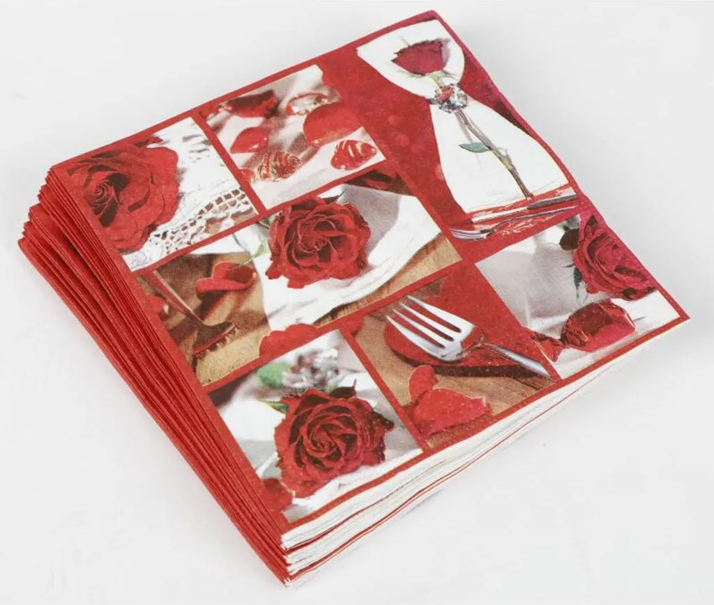 Serviettes rouge 3 plis 33x33cm résistantes et douces pour réception - 2