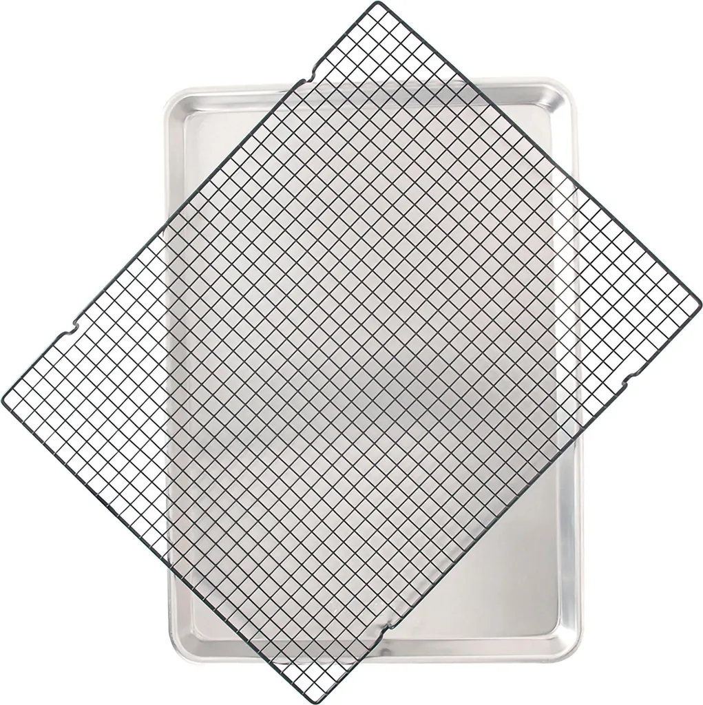 Teglia Nordic Ware Big Sheet + Griglia: Risultati da Ristorante a Casa Tua