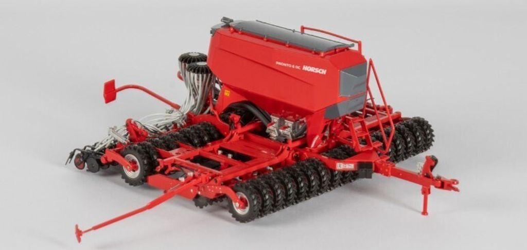 HORSCH Pronto 6DC, UH6605, Maßstab1/32, UNIVERSAL HOBBIES Produktbild 