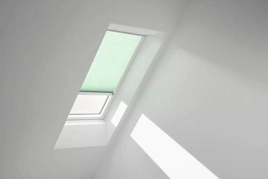 VELUX Plissee uni mint mit weißem Rahmen solarFSC FSL MK04 1281KWL