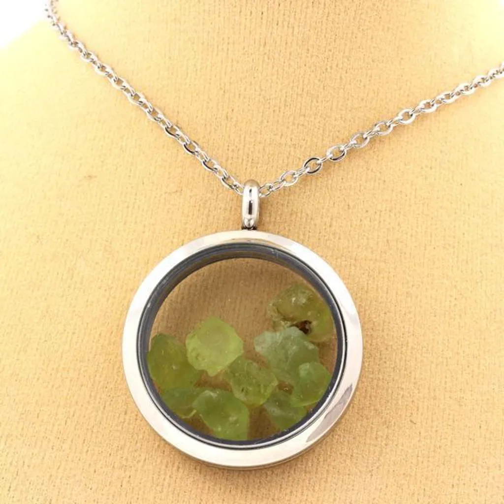 Collier de péridot brut pour lithothérapie et bien-être au quotidien