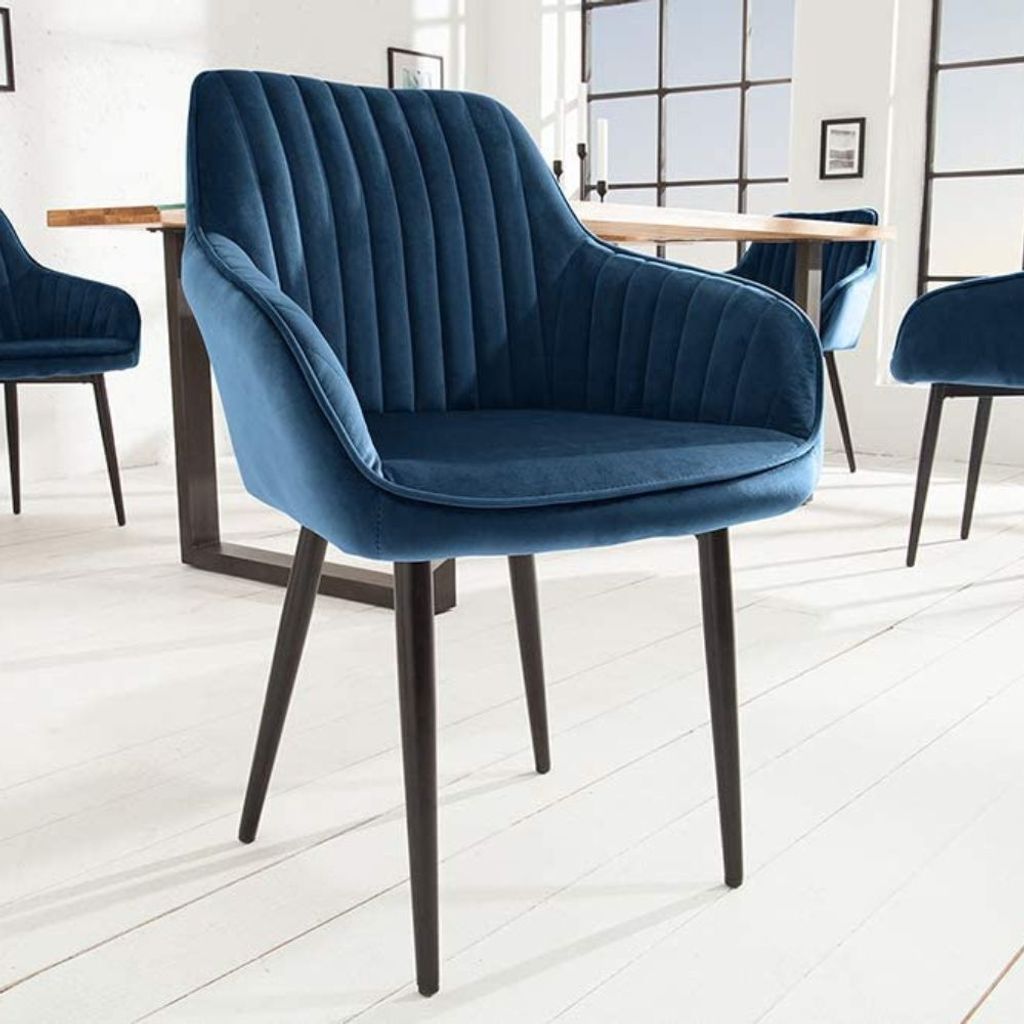 Eleganter Stuhl MILAN Samt blau Ziersteppung Armlehnen