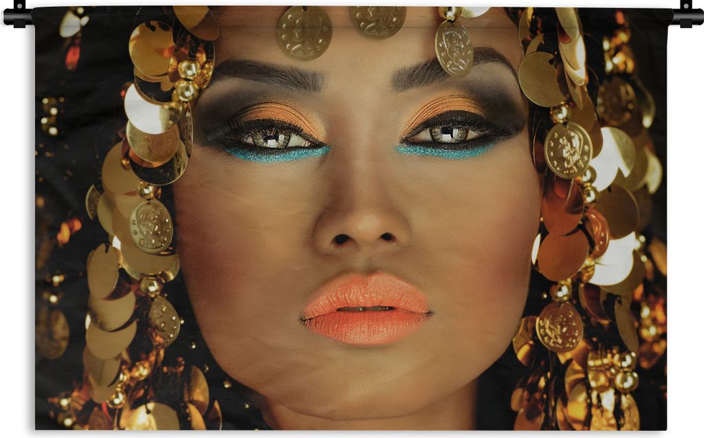 MuchoWow Wandteppich Wandbehang Frau - Kleopatra - Gold - Schmuck - Make-up - Luxus 90x60 cm Tapisserie Dekoration Wandtuch - Wandskulpturen - Bi...