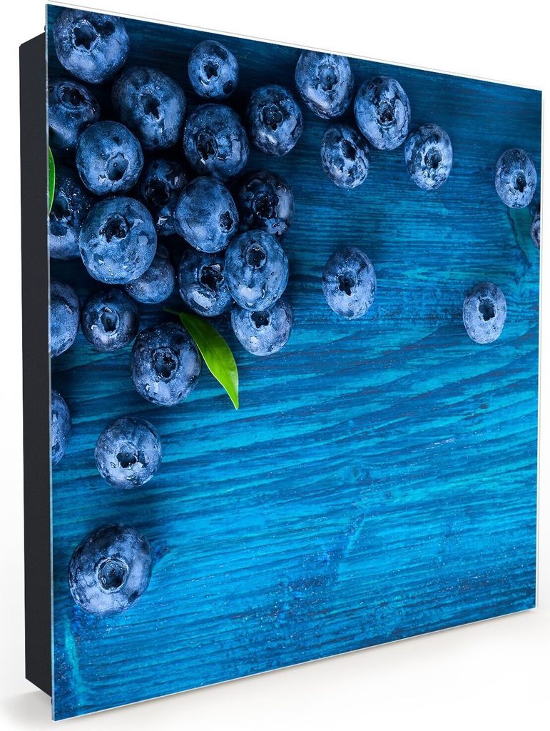 Nachbildung-Schlüsselkasten, Magnetpinnwand und Memoboard mit Glasfront Motiv Heidelbeeren auf Holztisch