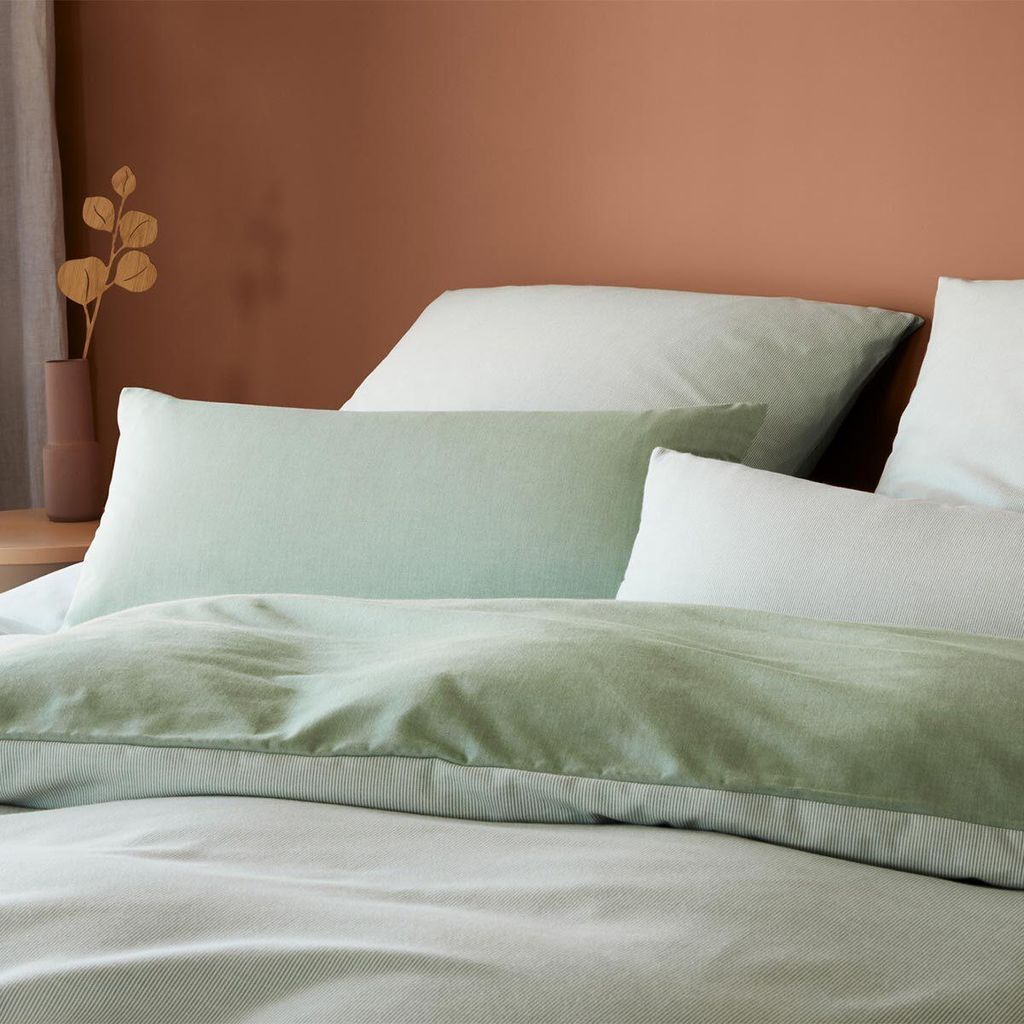 elegante Soft-Flanell-Bettwäsche-Garnitur Tender Farbe Tannengrün Größe 135x200+40x80