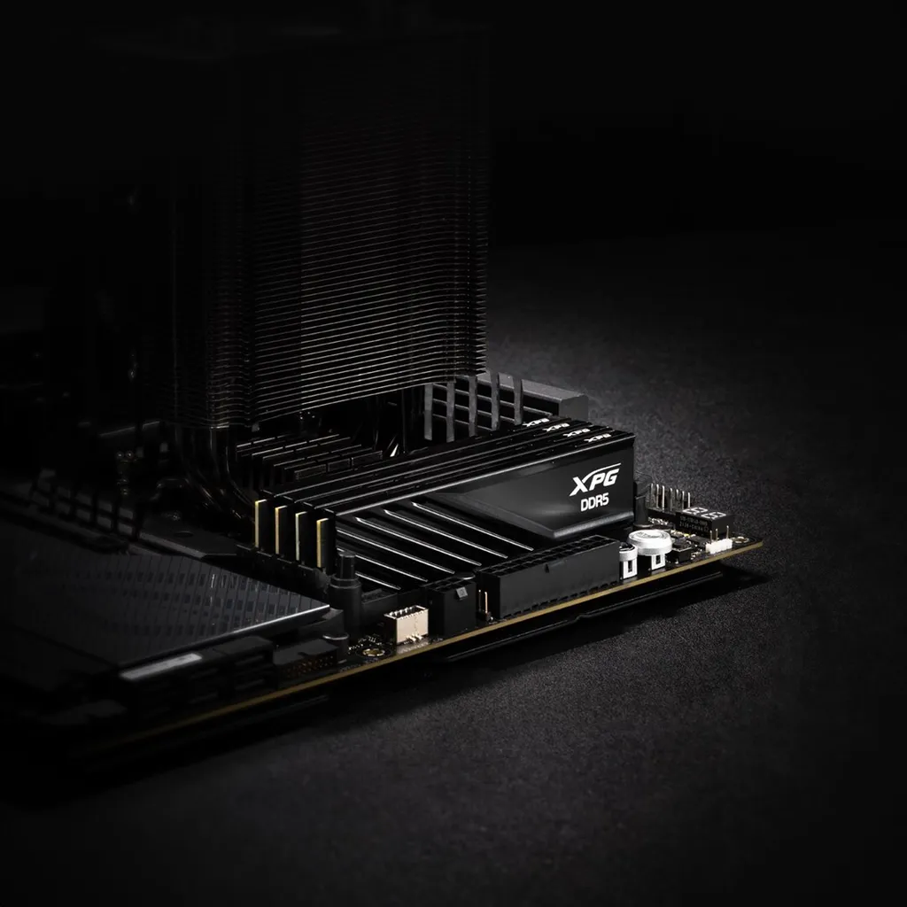 Mémoire PC Gaming DDR5 ADATA Lancer Blade 32 Go 6000 MHz pour Streaming - 6
