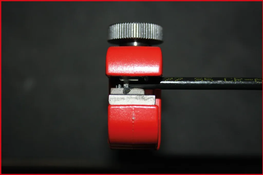 Grattoir pour conduites de frein compact 46 mm KS Tools multi-taille - 3