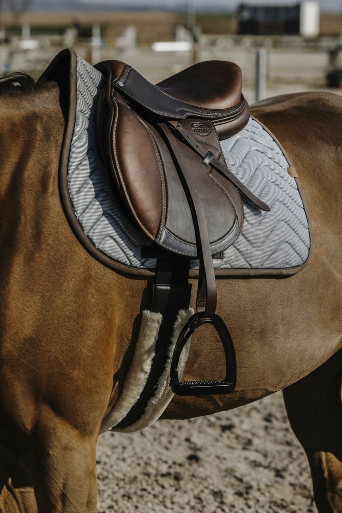Equithème Schabracke Tweedytan, Größe:Warmblut, Farbe:weiß
