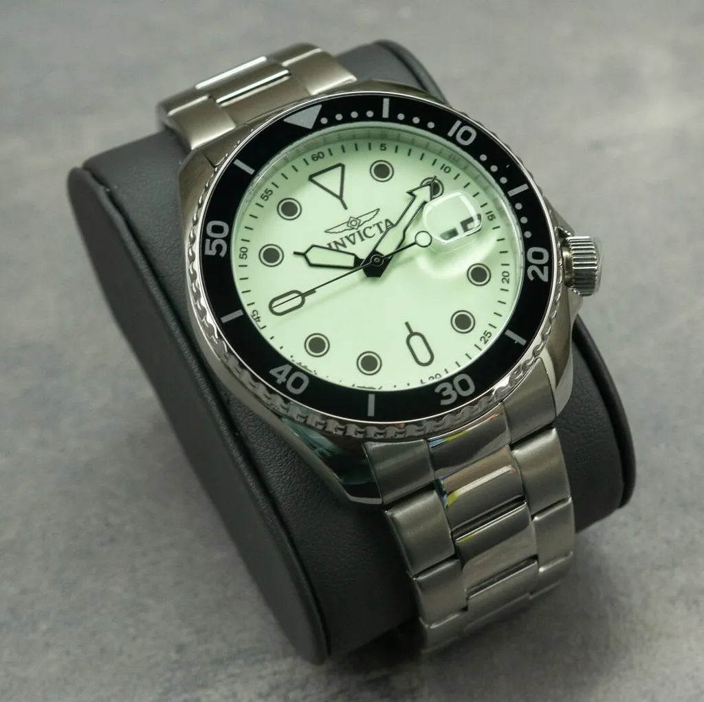 Invicta Pro Diver - Orologio da uomo in acciaio inossidabile con movimento al quarzo - 40 mm, Rosso / Blu