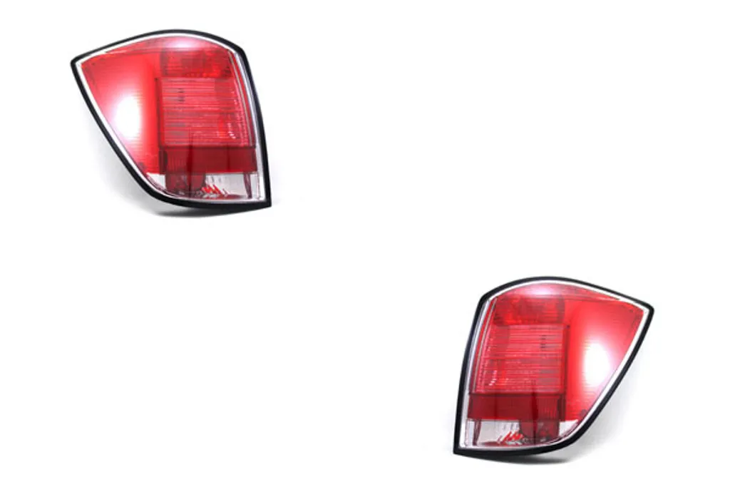 Réparer éclairage arrière défectueux Opel Astra H - Set feux Johns 1222768