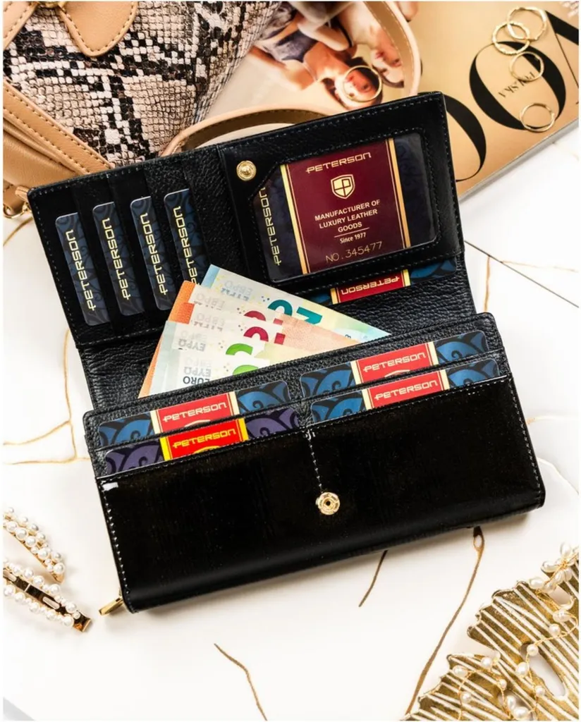 Portefeuille Peterson Rovicky cuir souple avec multiples rangements