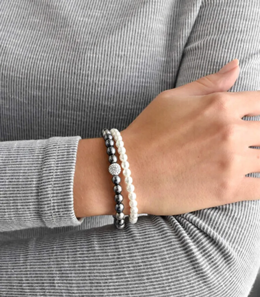 Bracelet multi-rangs en perles blanches - Parure de bijoux chic 33106.3