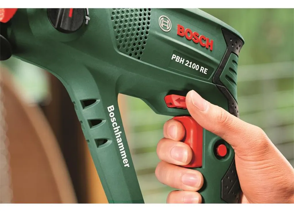 Perforateur puissant 550W PBH 2100 RE pour béton dur - Bosch SDS Plus